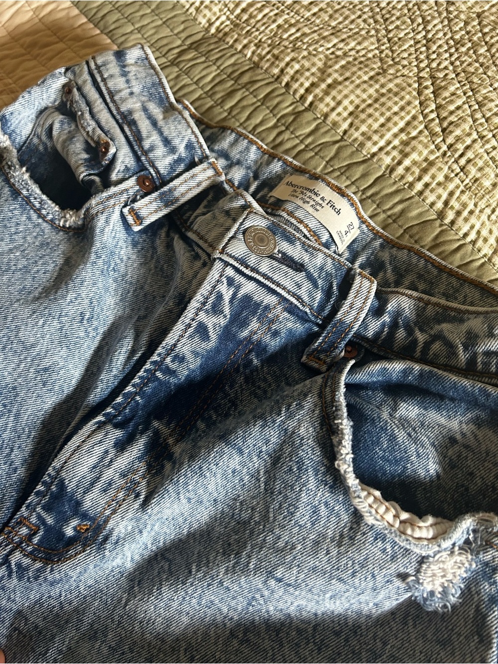 Abercrombie & Fitch Straight Leg Jean